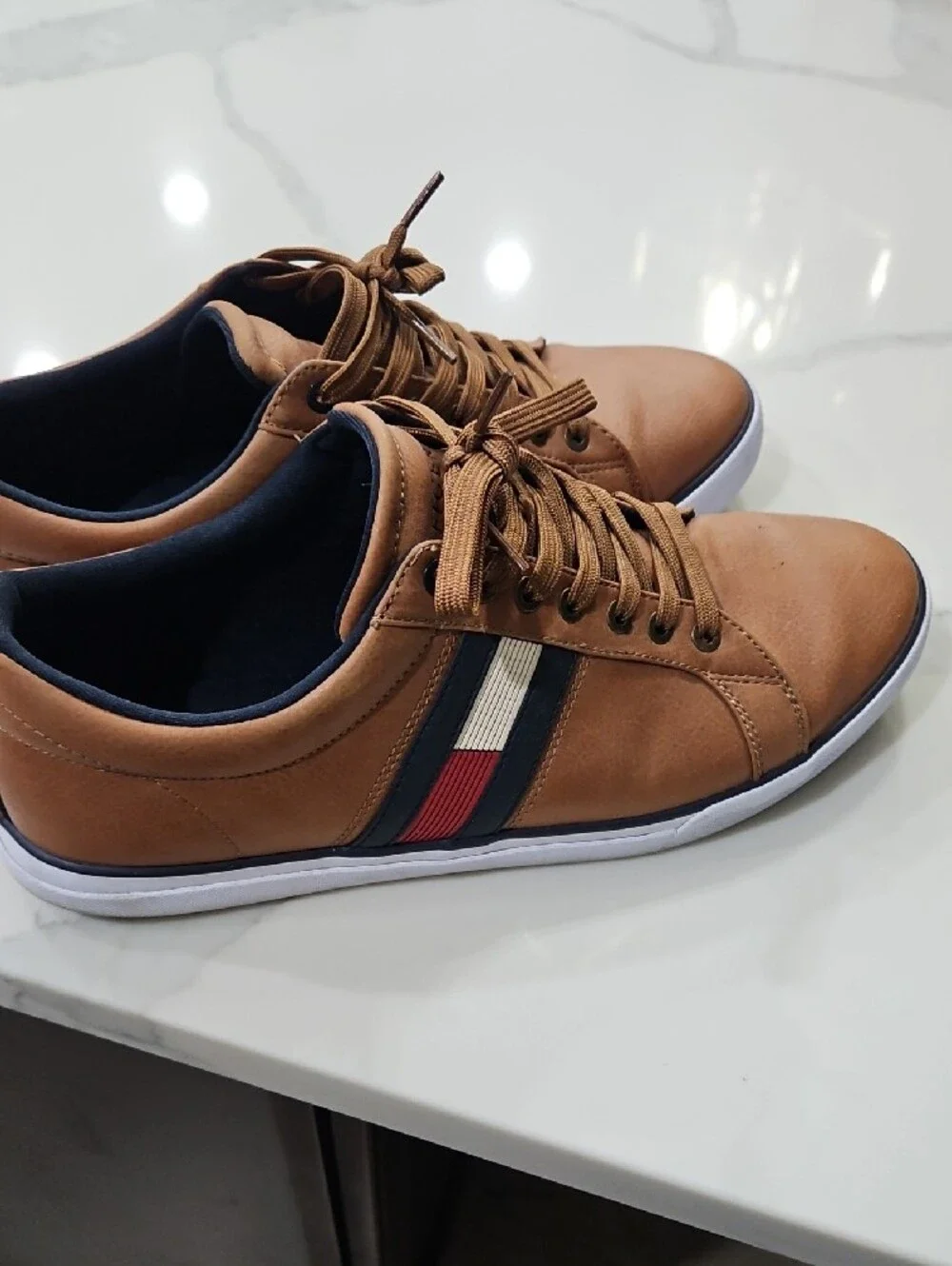 Tommy Hilfiger Men’s Tan Leather-Look Low-Top Sneakers